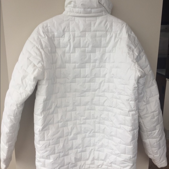 White Peak Performance Coat - Picture 5 of 5